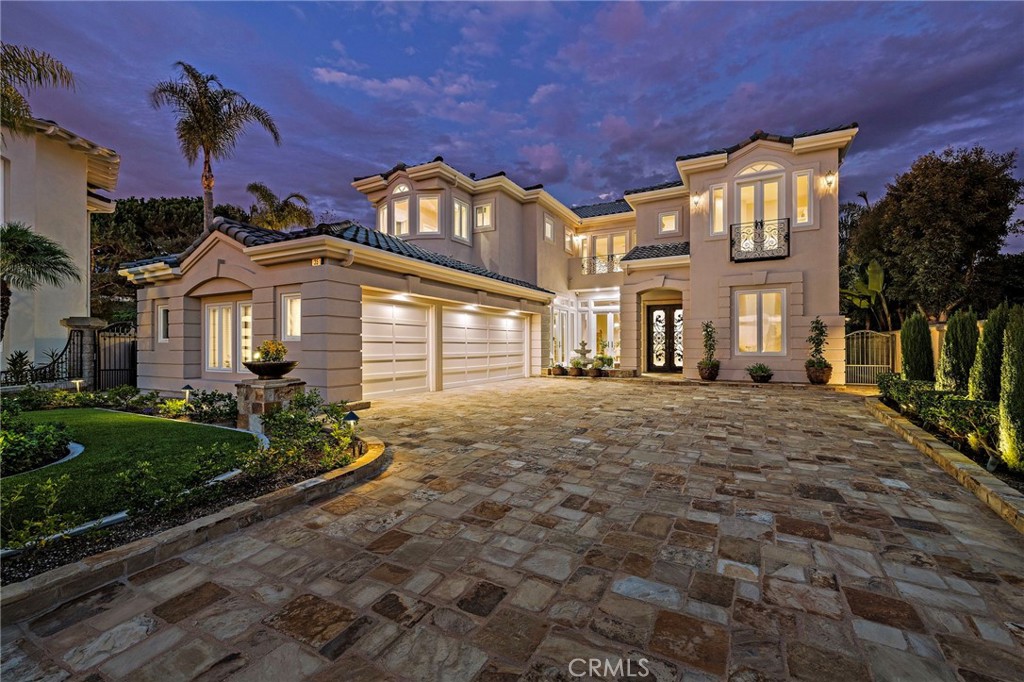 35 Emerald Glen