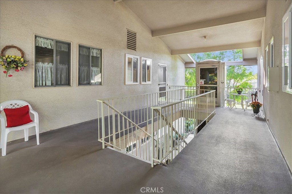 271 Avenida Sevilla O