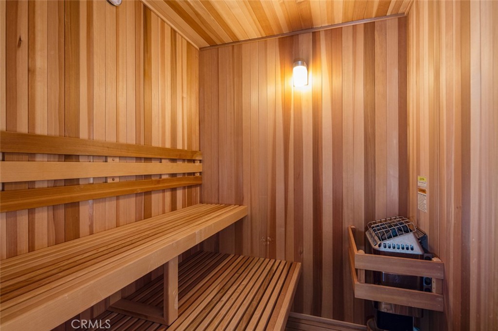 1122 S Santa Anita Avenue