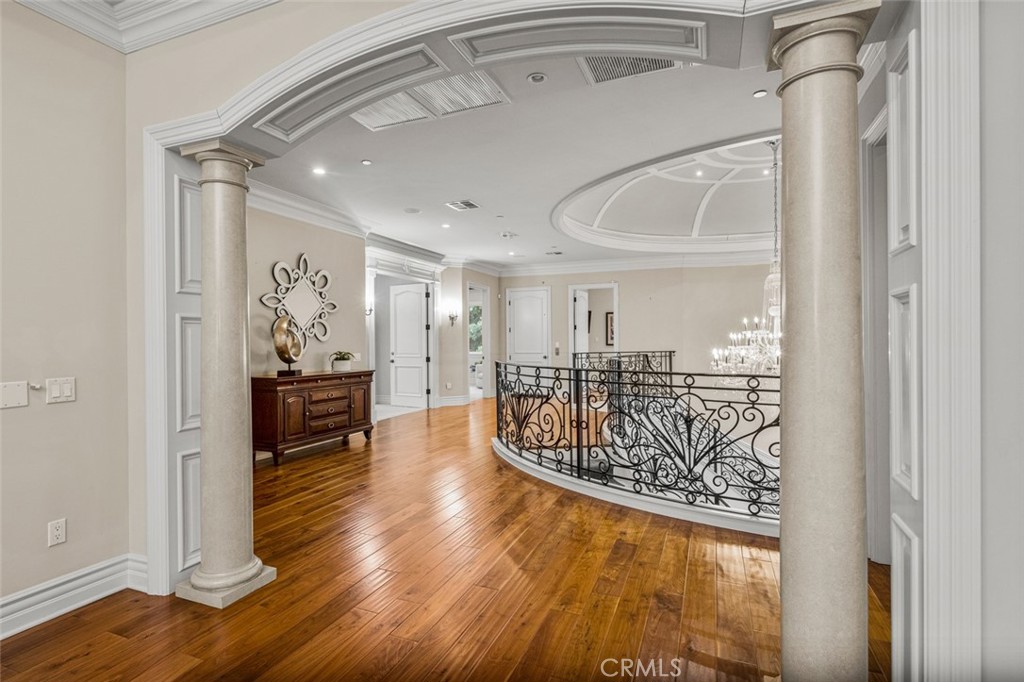 1122 S Santa Anita Avenue