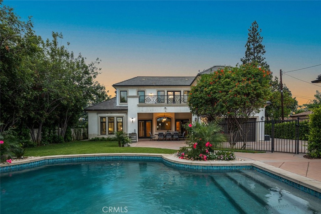 1122 S Santa Anita Avenue