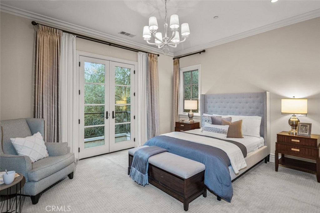 1122 S Santa Anita Avenue