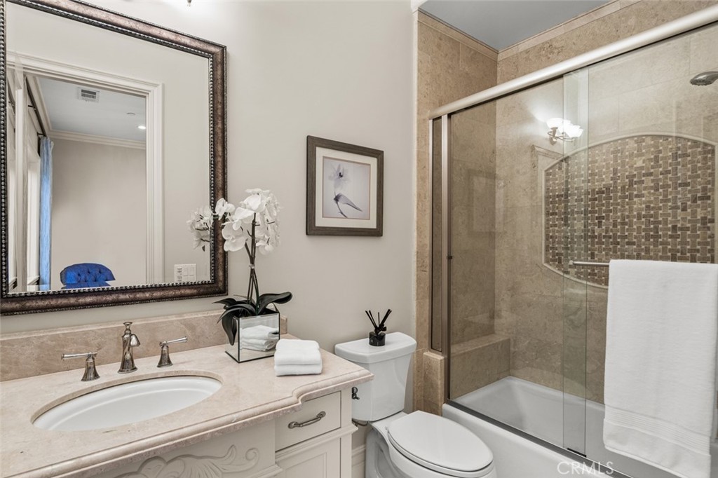 1122 S Santa Anita Avenue