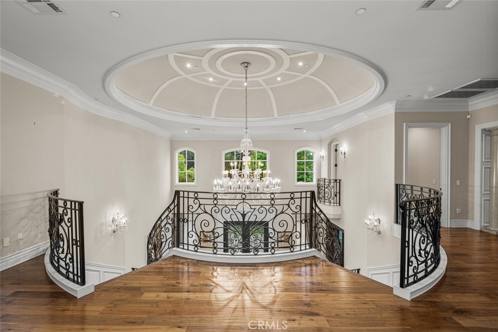 1122 S Santa Anita Avenue