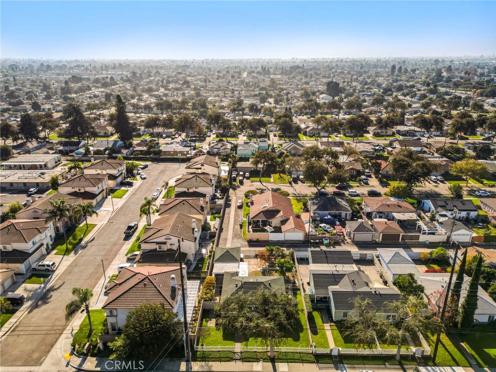 2100 W Valencia Drive