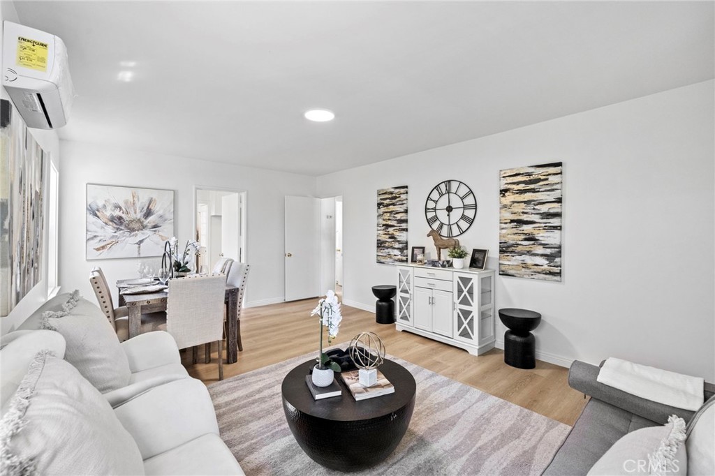 2100 W Valencia Drive