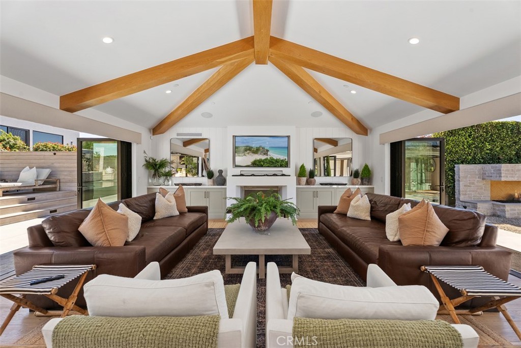 92 Monarch Bay