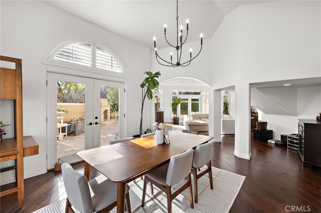 11 Avenida La Promesa