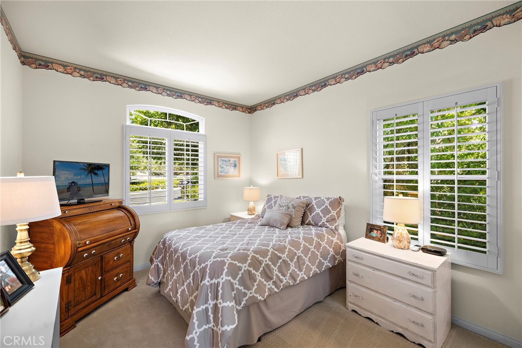 20 Edgewood
