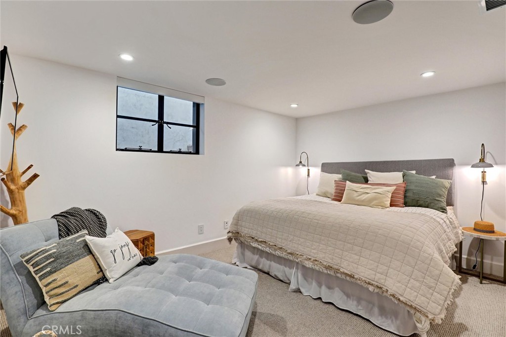 4 S Vista De La Luna