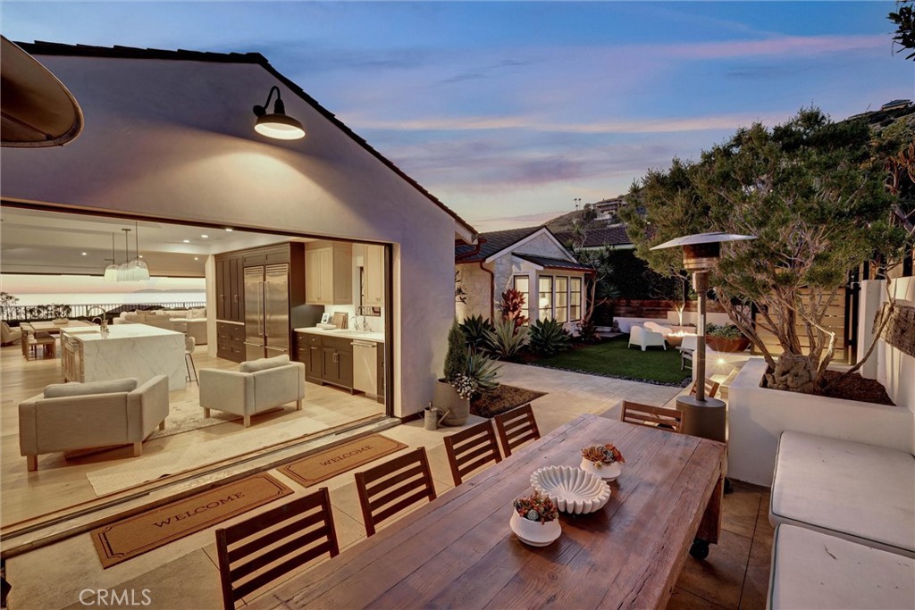 4 S Vista De La Luna