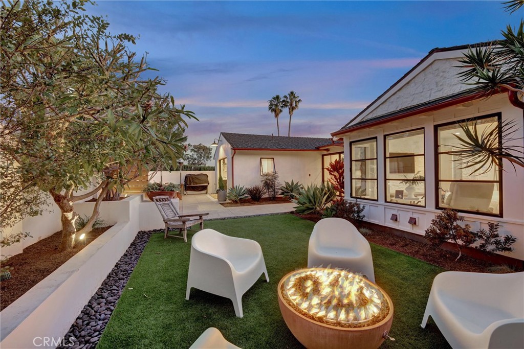 4 S Vista De La Luna