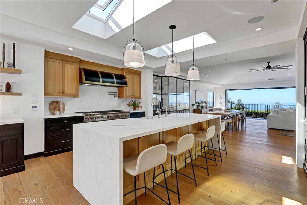 4 S Vista De La Luna