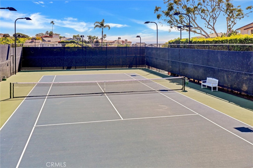 4 S Vista De La Luna