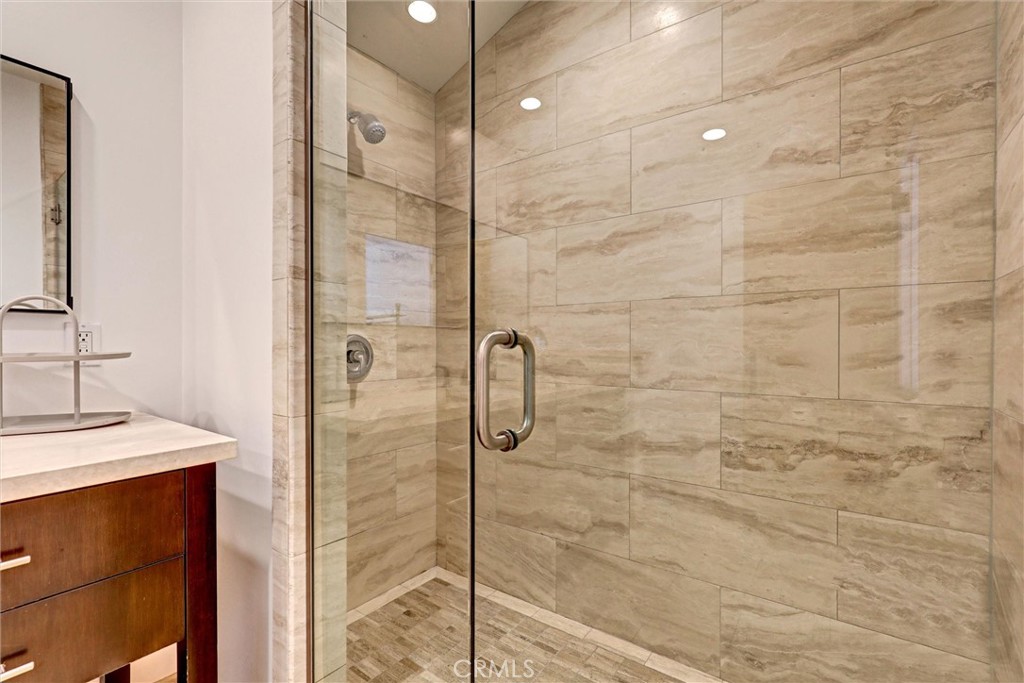 4 S Vista De La Luna