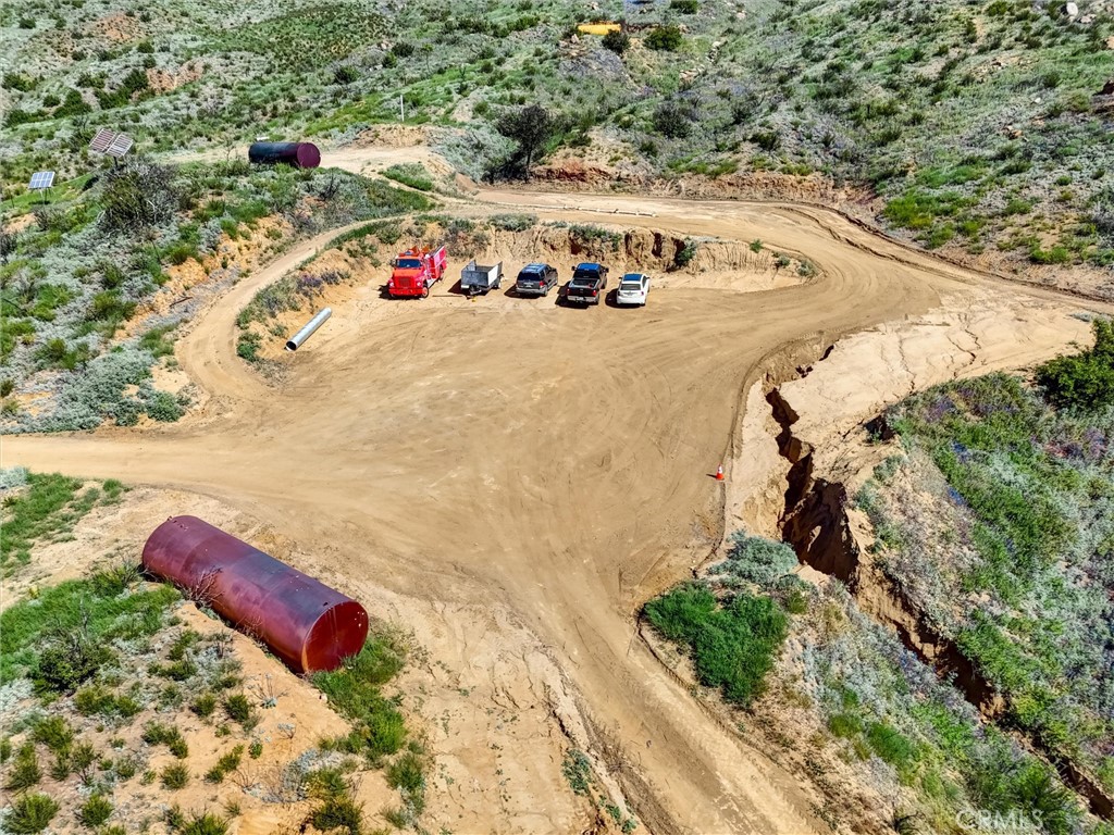 2 Decker Canyon Road