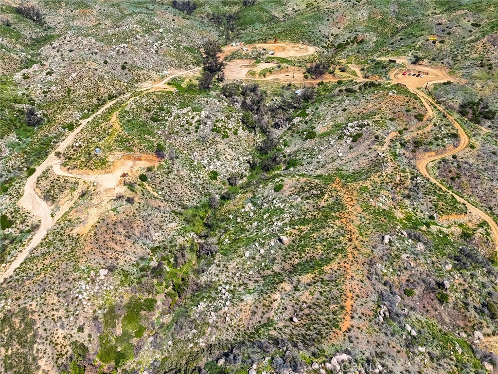 2 Decker Canyon Road