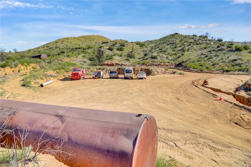 2 Decker Canyon Road