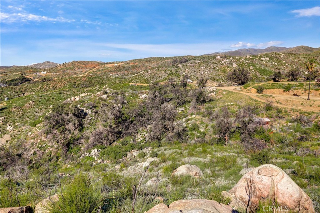 2 Decker Canyon Road