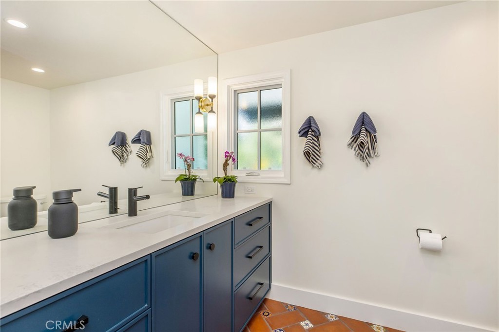 3007 Harbor View