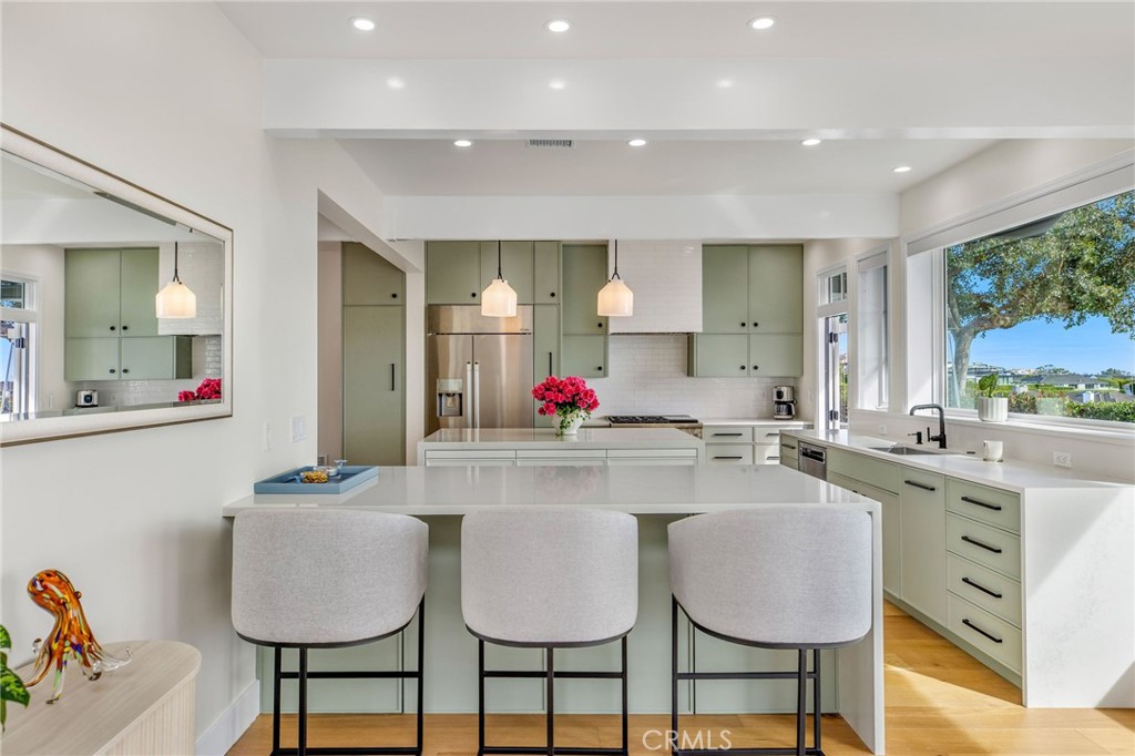 3007 Harbor View
