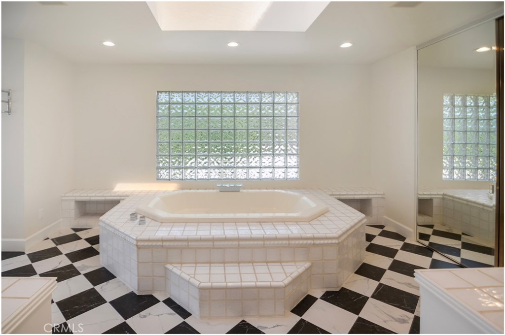 236 Monarch Bay