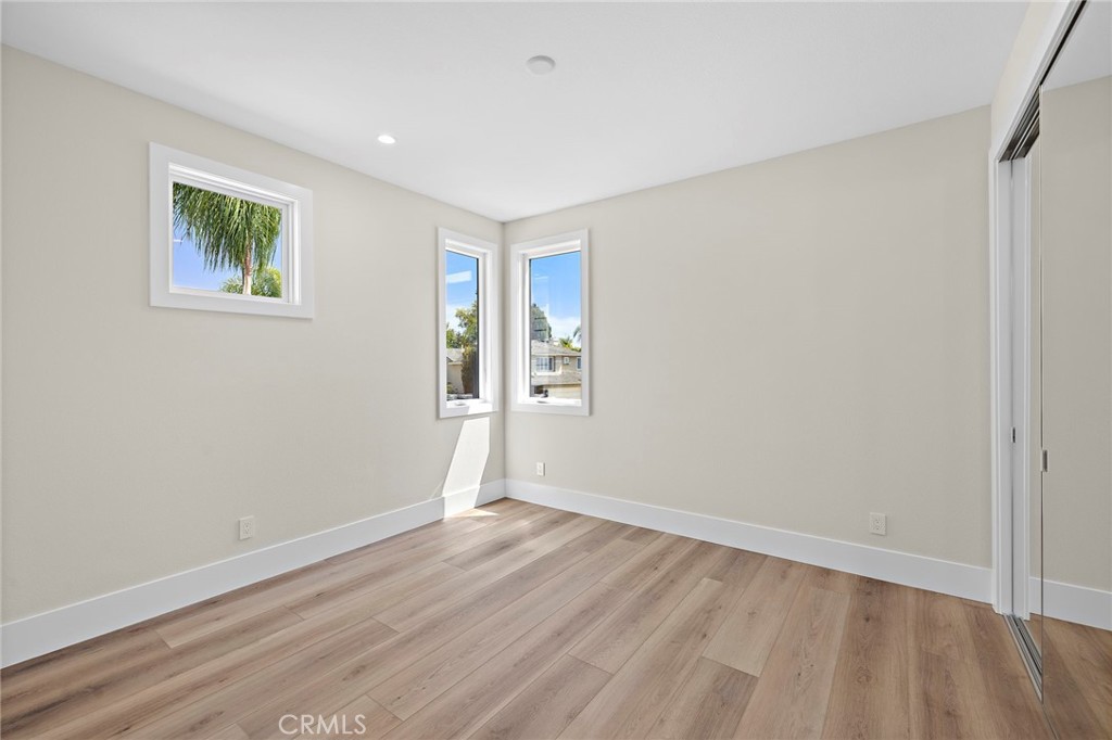 22661 Sweetmeadow
