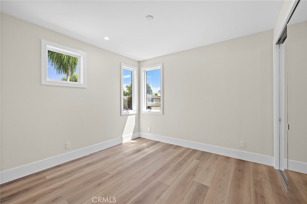 22661 Sweetmeadow