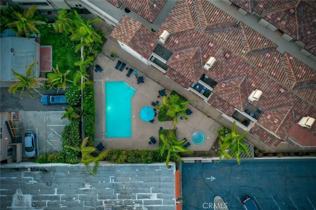 543 LAGUNA Drive