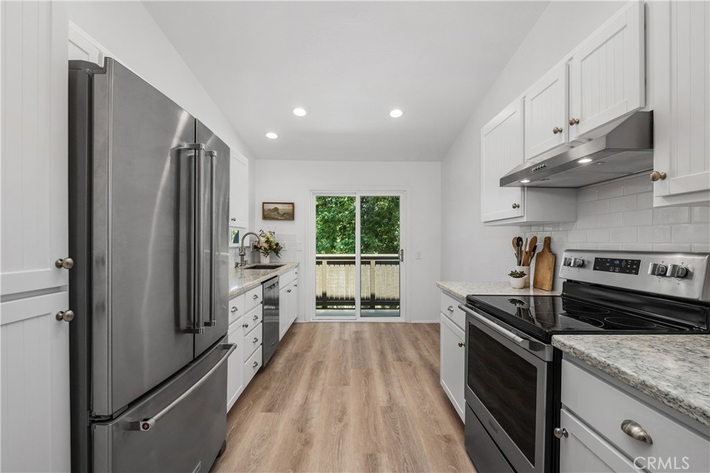 4 Corniche Drive F