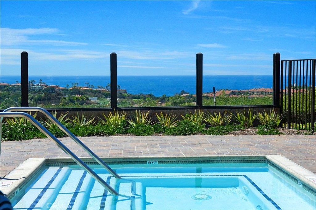 4 Corniche Drive F