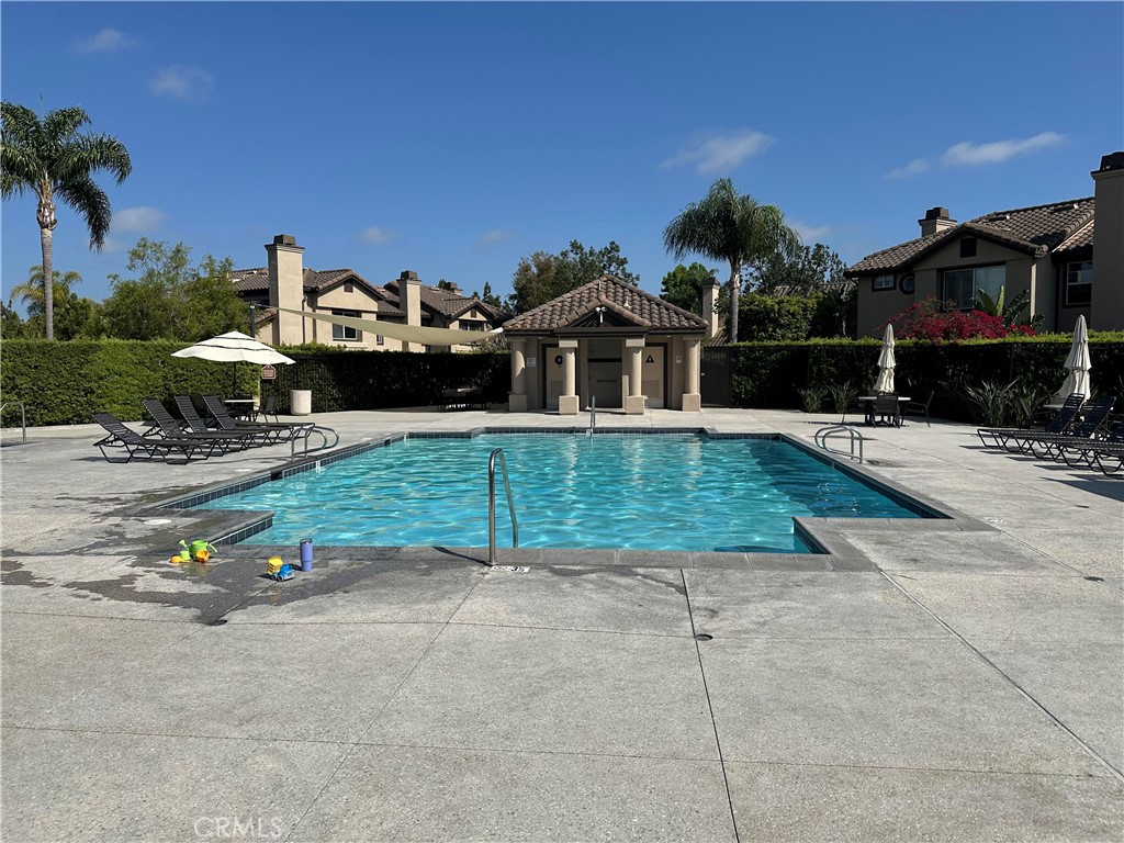 5 Meadowbrook