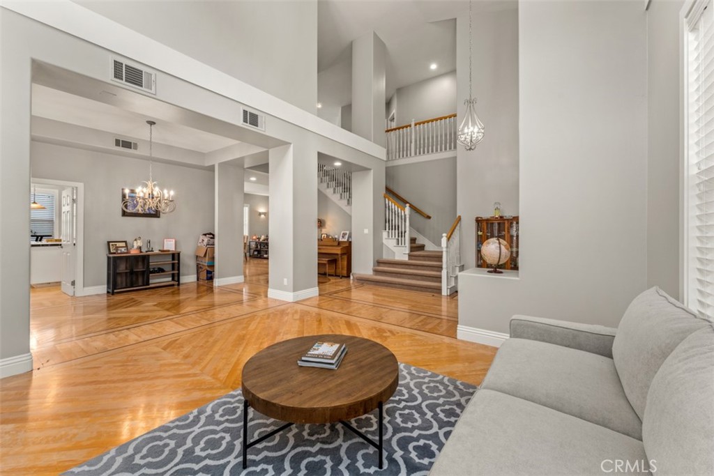 46 Downfield Way