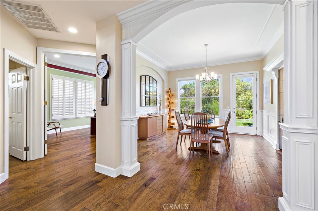 48 Downfield Way