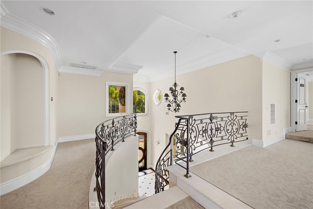 55 Montecito