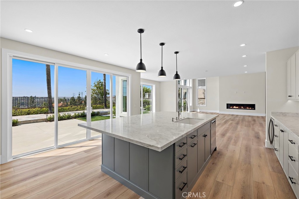 22661 Sweetmeadow