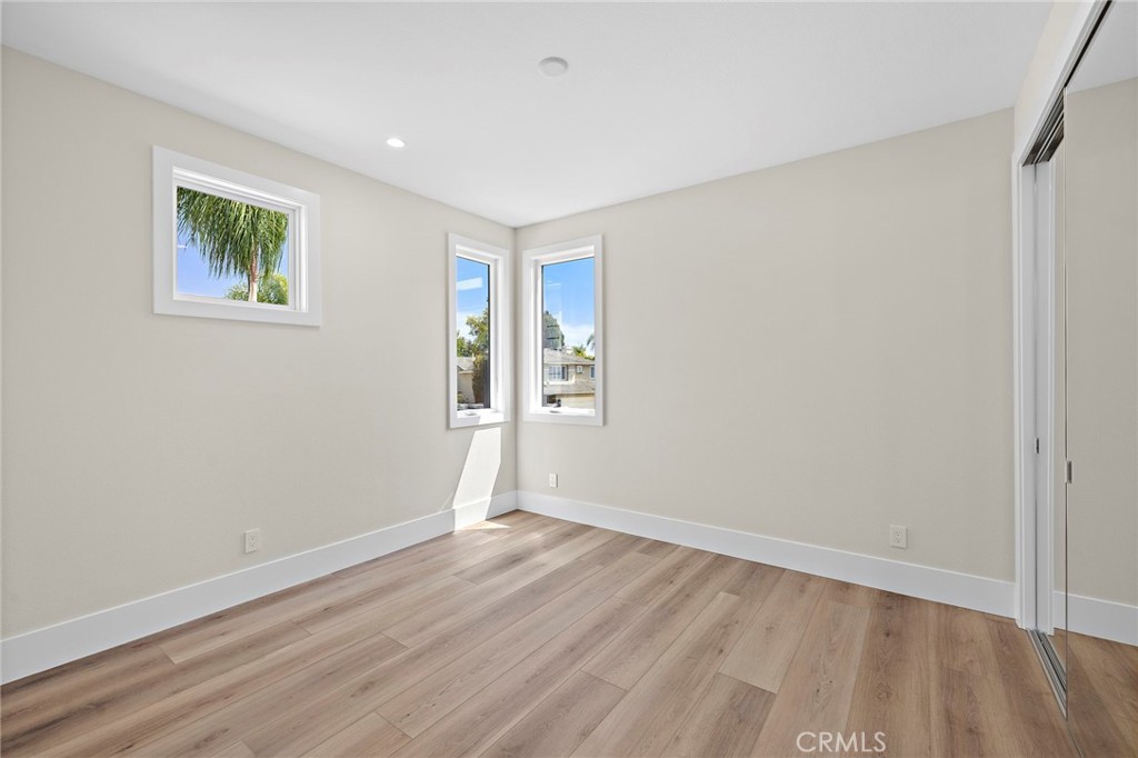 22661 Sweetmeadow