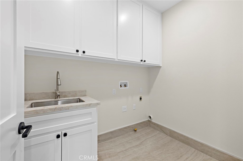 22661 Sweetmeadow