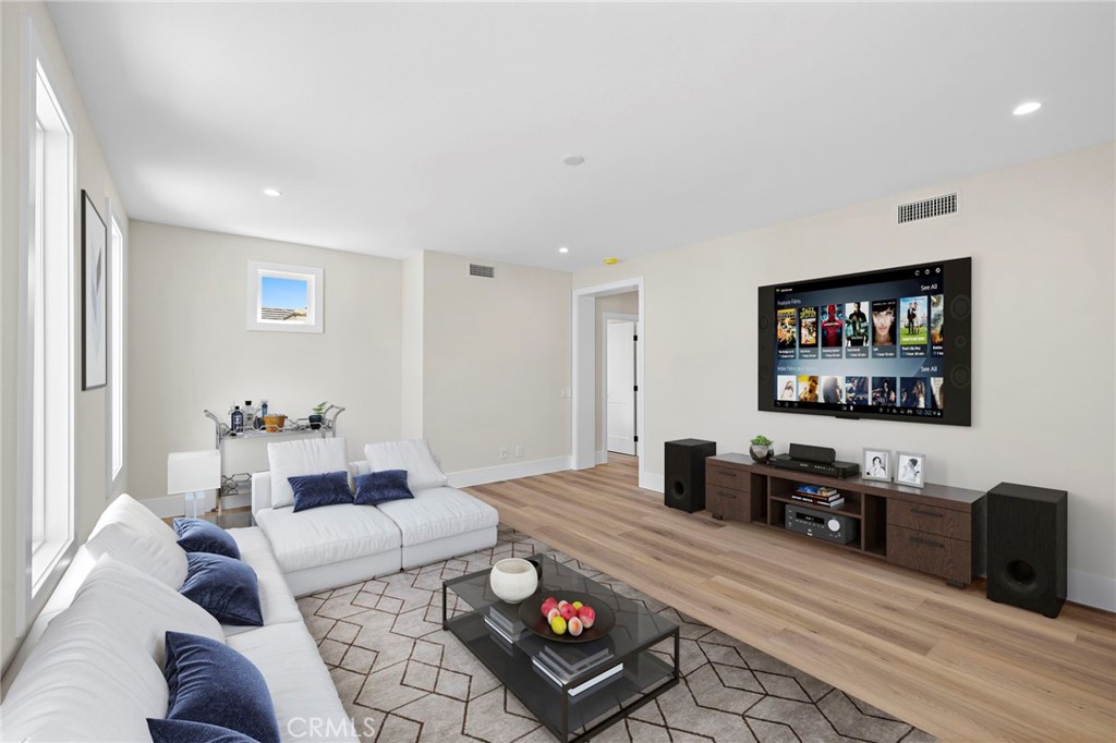 22661 Sweetmeadow
