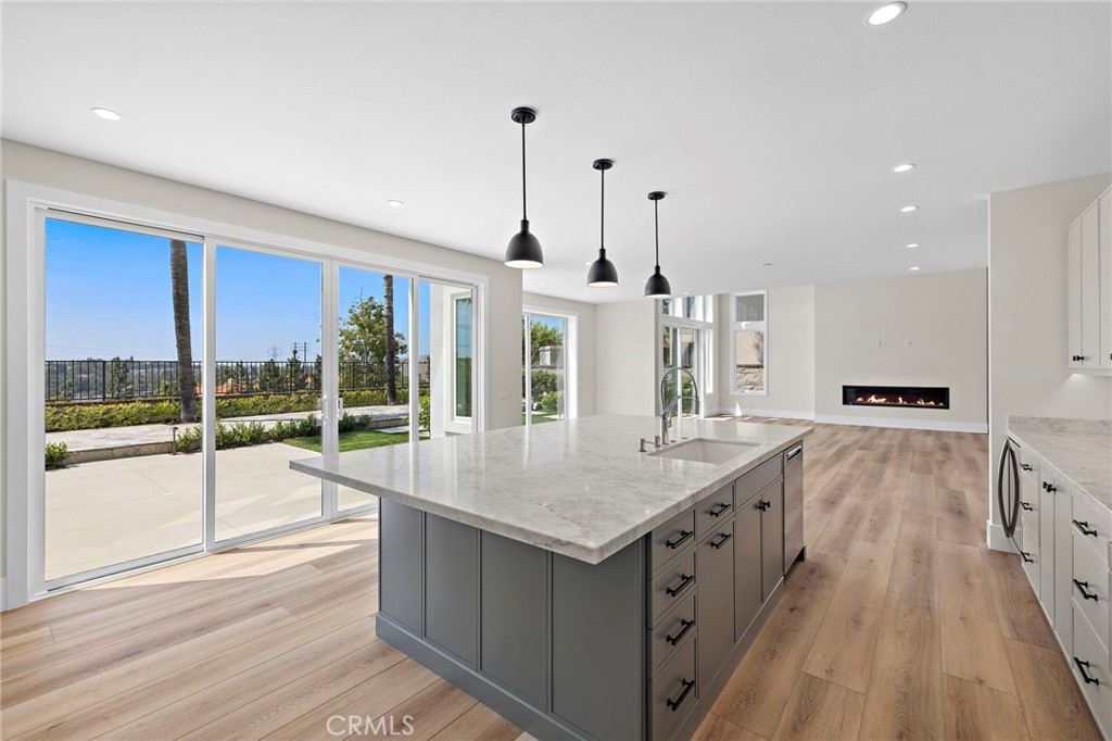 22661 Sweetmeadow