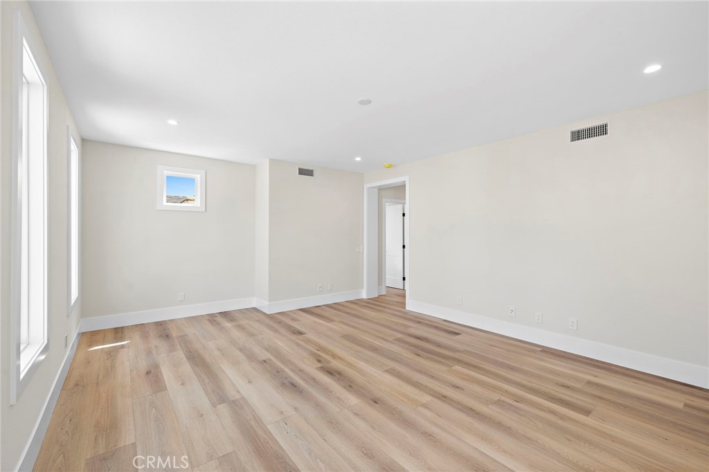 22661 Sweetmeadow