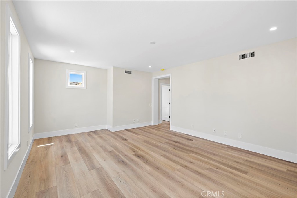 22661 Sweetmeadow
