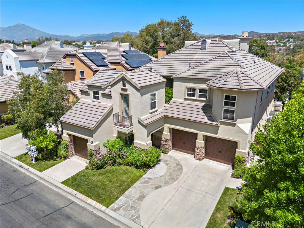 48 Downfield Way