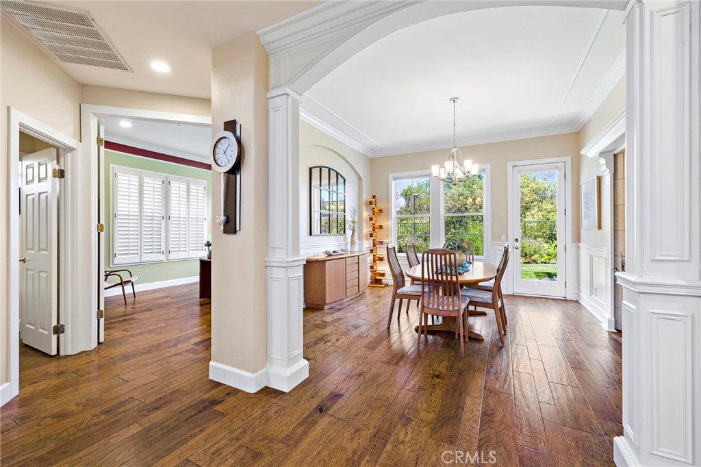 48 Downfield Way