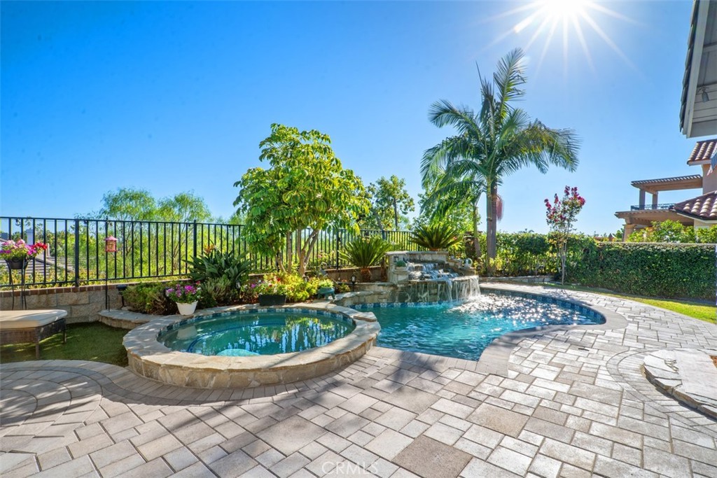 22385 Pineglen