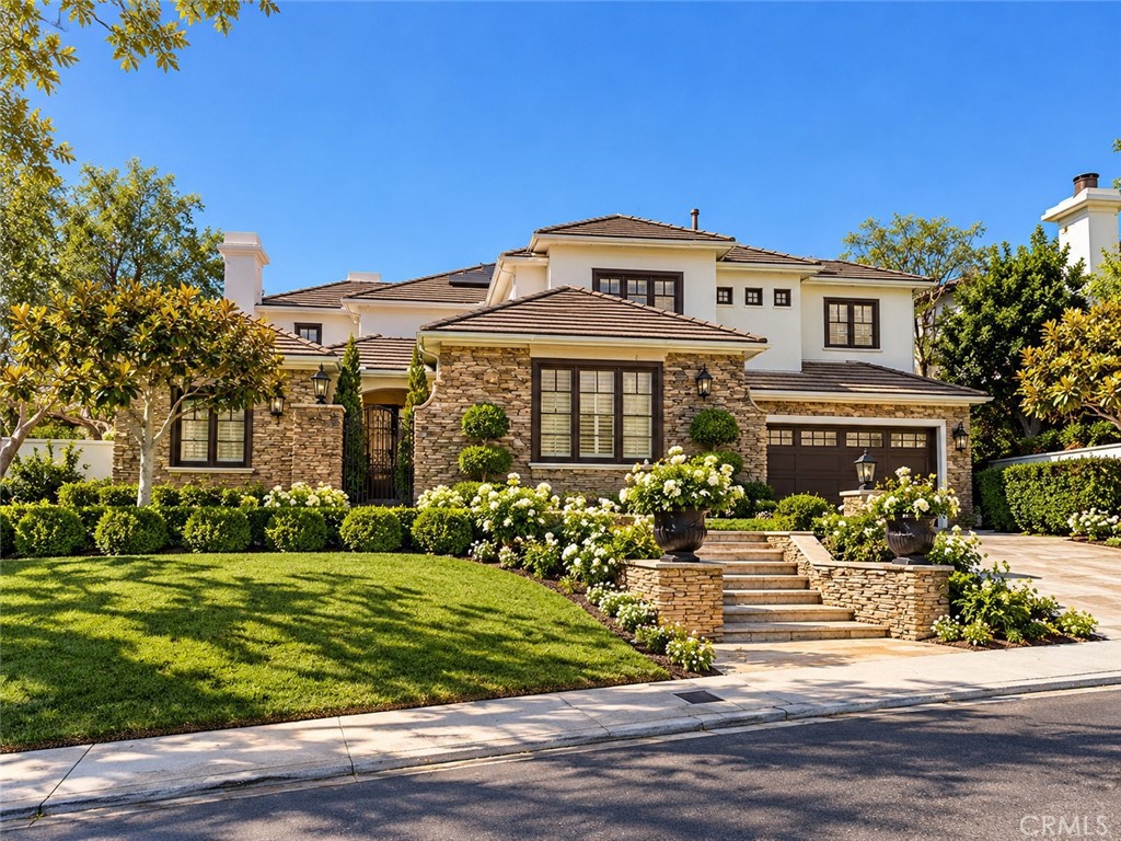 22 Hawthorne Lane