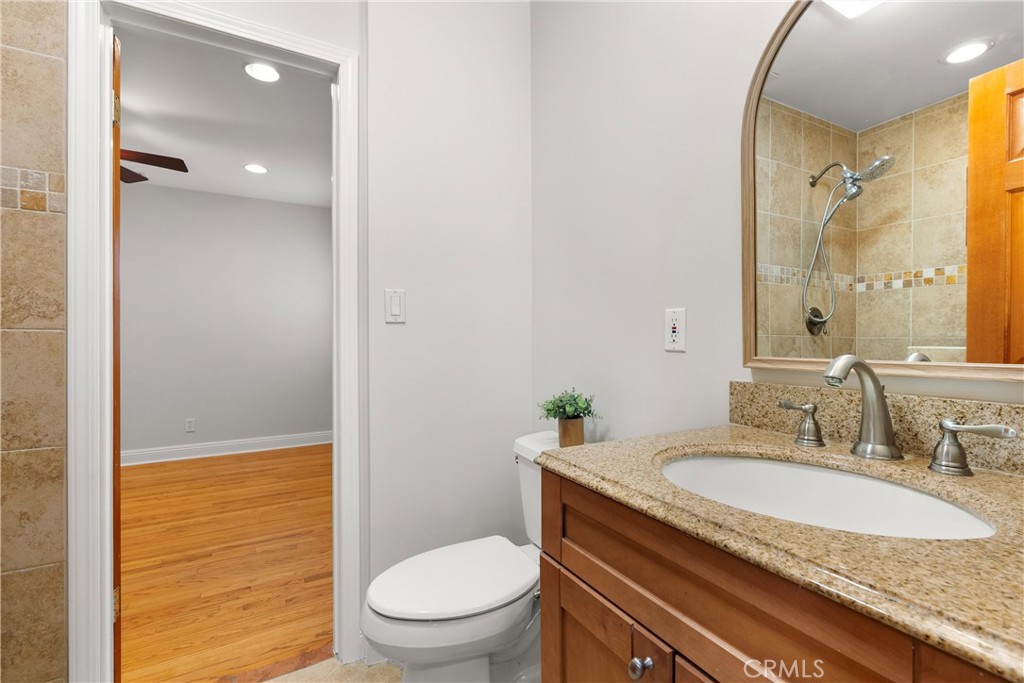 14015 Fernview Street