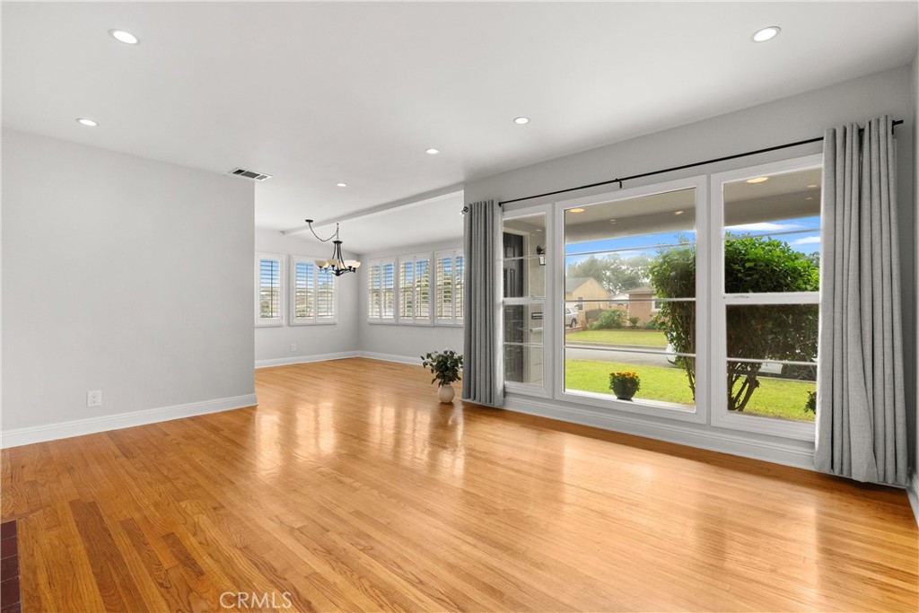 14015 Fernview Street