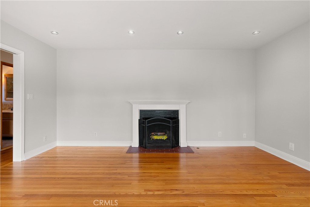 14015 Fernview Street