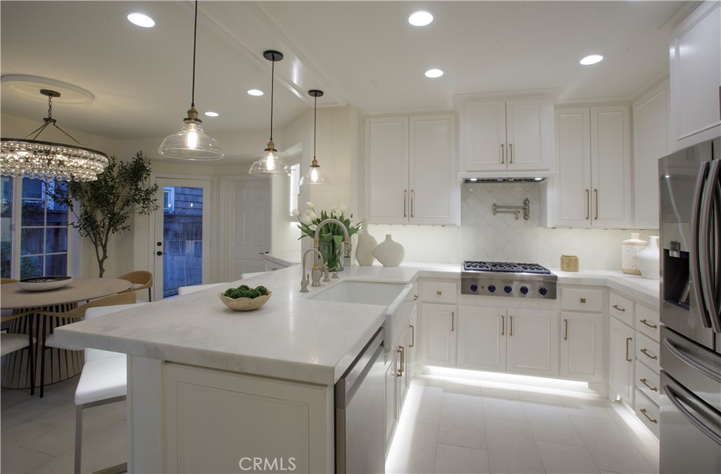 503 Carnation Avenue 1